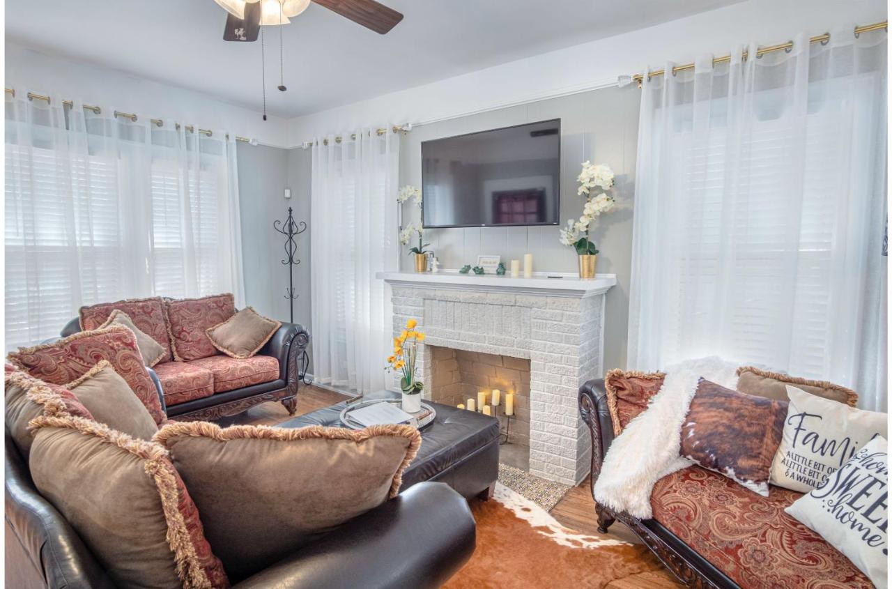 Stunning 3 Bedroom Home Near Dt Alamodome - Riverwalk San Antonio Exterior photo