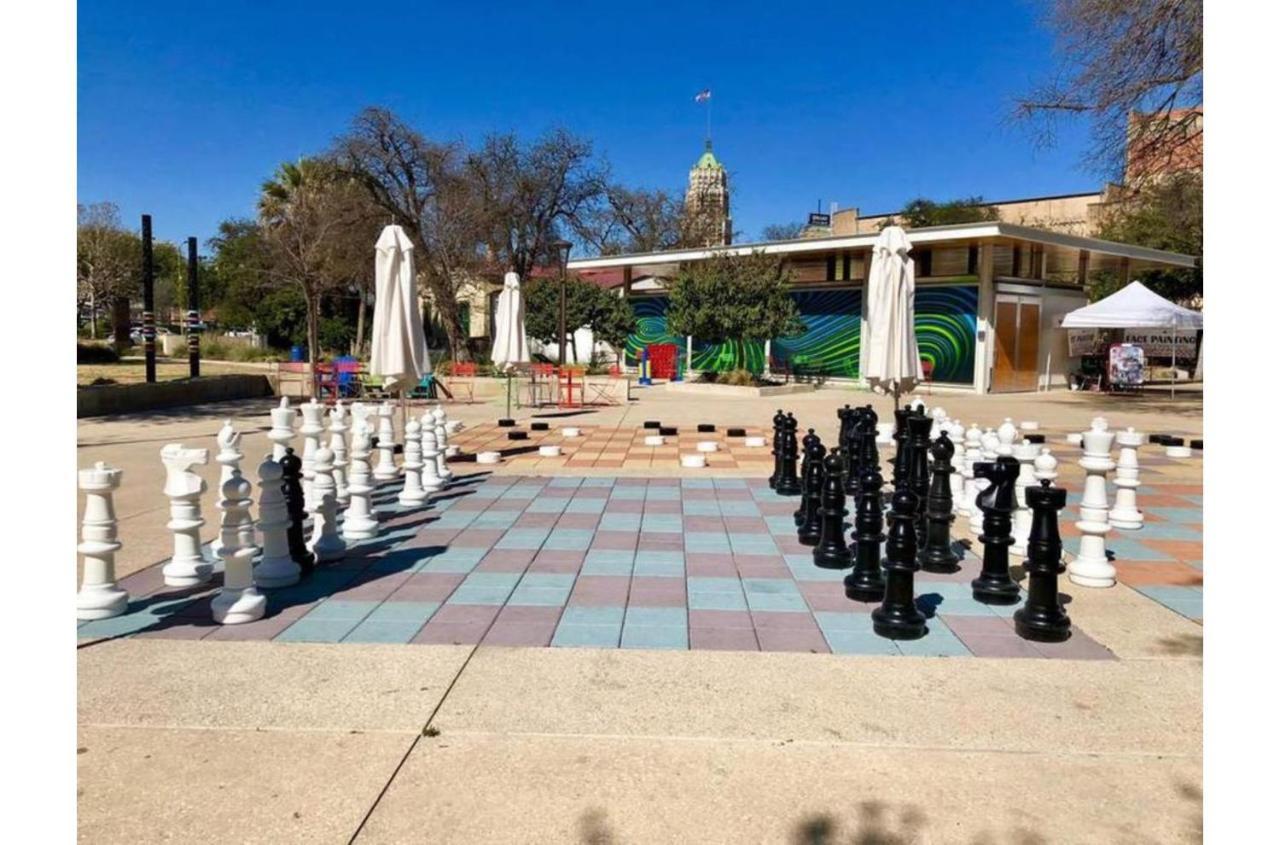 Stunning 3 Bedroom Home Near Dt Alamodome - Riverwalk San Antonio Exterior photo